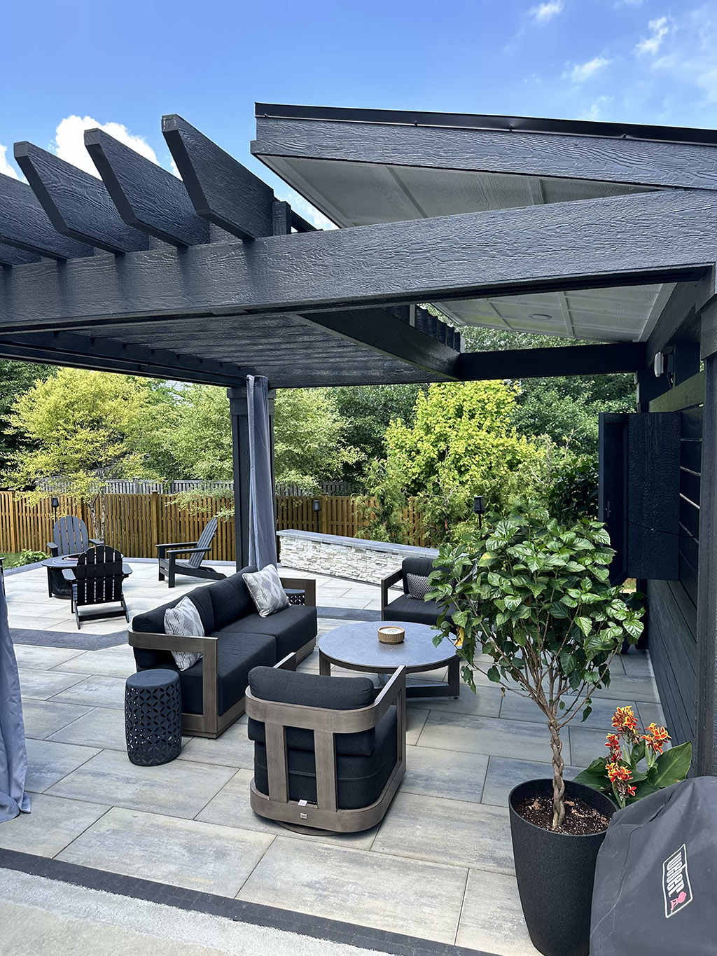 Whitestown-Living-Space-11